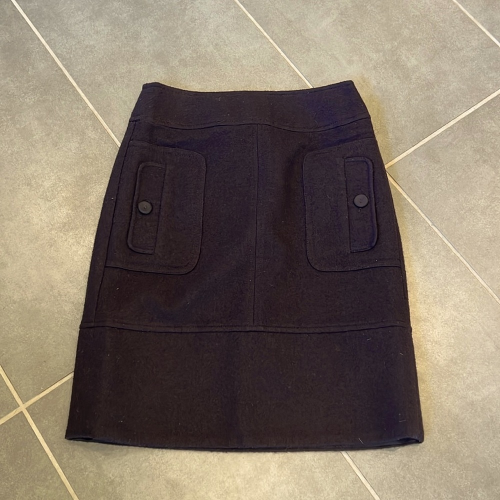 Classic A line wool skirt. Nicely saturated purple